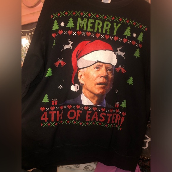🎅🏼SWEATSHIRT🎅🏼 - Picture 1 of 3